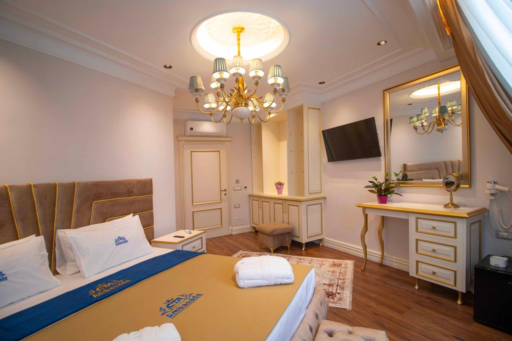 Hotel Ambasada Qta Paskuqan Экстерьер фото