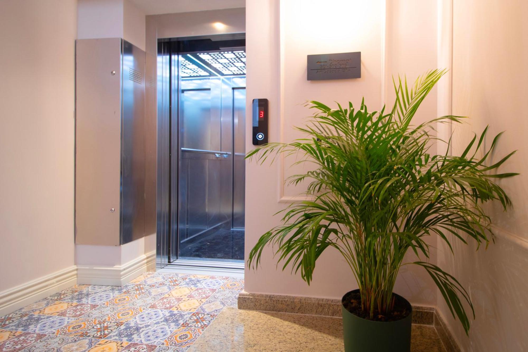 Hotel Ambasada Qta Paskuqan Экстерьер фото