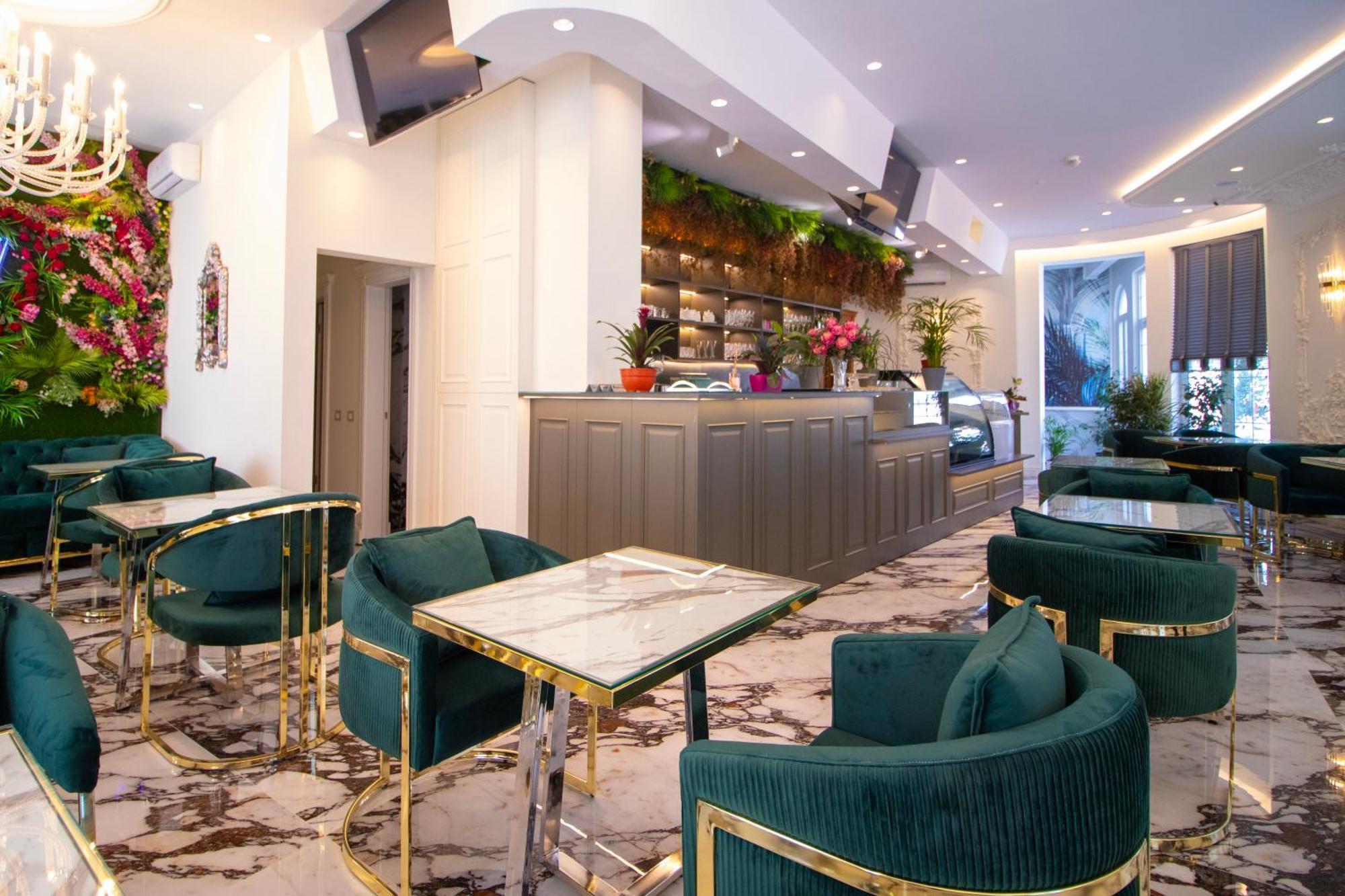 Hotel Ambasada Qta Paskuqan Экстерьер фото