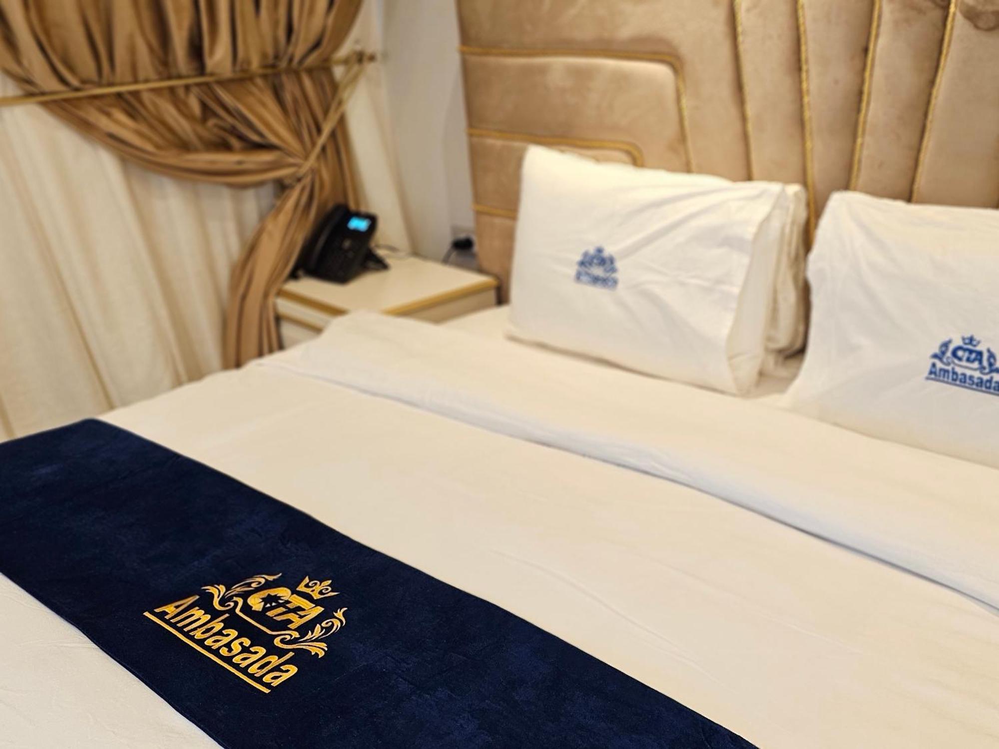 Hotel Ambasada Qta Paskuqan Экстерьер фото