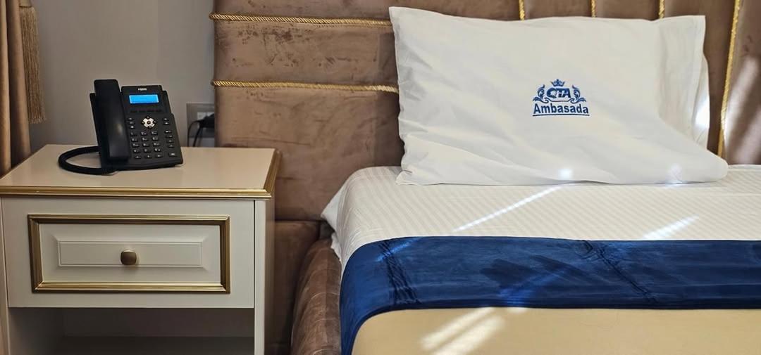 Hotel Ambasada Qta Paskuqan Экстерьер фото
